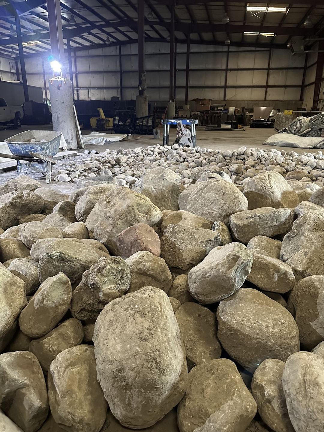 Fieldstone boulders sorted in a warehouse